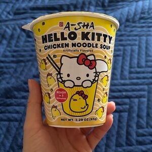 Hello Kitty Yellow Chicken Noodle Soup Cup